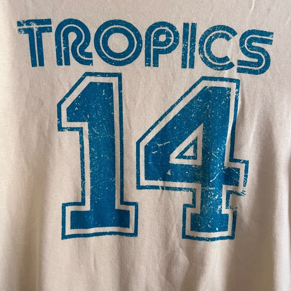 No Boundaries Yellow Tropics Crop Tee - Picture 3 of 5